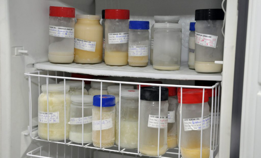 No próximo dia 19 de maio, Dia Mundial de Doação de Leite Humano, o Banco de Leite Humano do Hospital Universitário (HU/UEL) promove a campanha internacional “Doação de leite humano: a pandemia trouxe mudanças, a sua doação traz esperança”. - Foto: UEL
