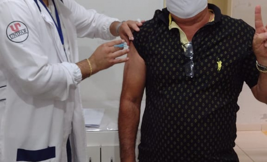 Vacinação de professores.Umuarama. Foto:SEED