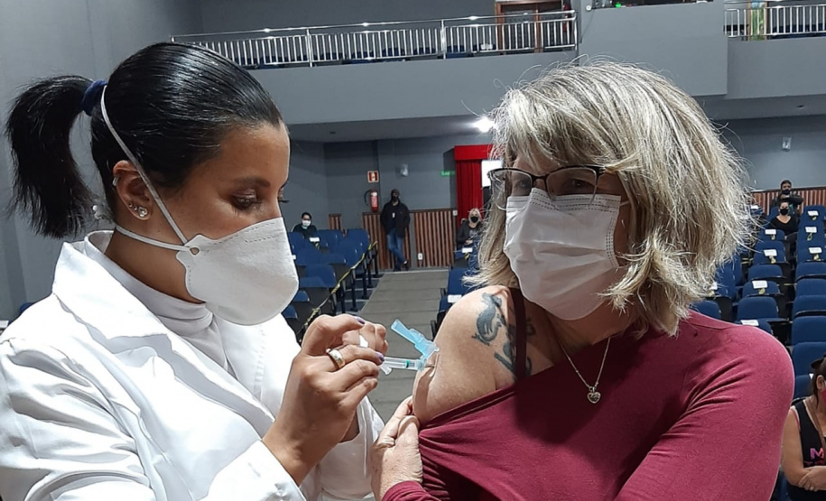 Vacinação de professores.Foto:SEED