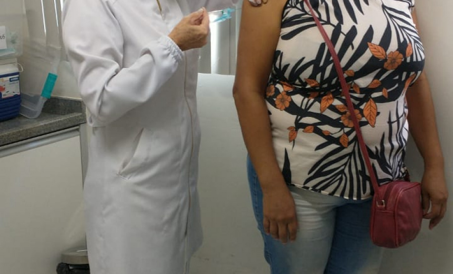 Vacinação de professores.Campo Mourão. Foto:SEED