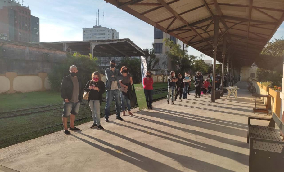 Vacinação de professores. Paranaguá. Foto:SEED