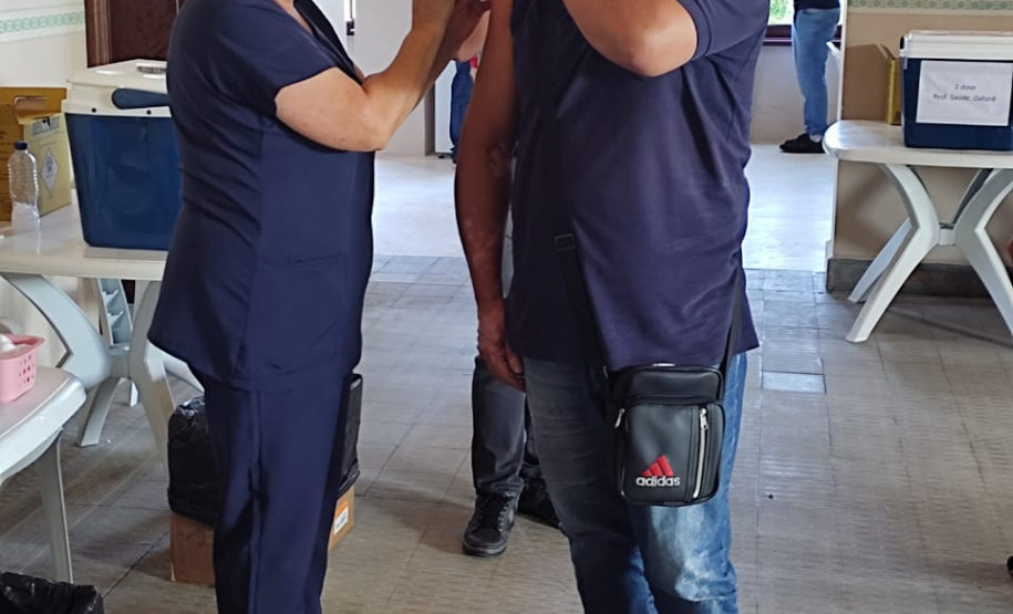 Vacinação de professores. Paranaguá. Foto:SEED