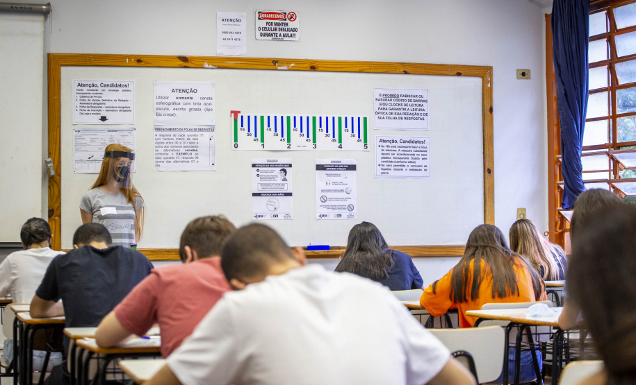 A Comissão Central do Vestibular da Universidade Estadual de Maringá (CVU/ UEM) confirmou para o próximo domingo (23) e segunda-feira (24), a aplicação das provas do Vestibular 2020. Para este concurso, a UEM recebeu 14.272 inscrições, das quais 8.314 são só de Maringá. -  Maringá, 17/05/2021  -    Foto: UEM