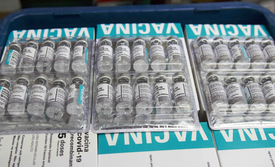 Paraná deve receber mais 413,8 mil vacinas contra a Covid-19
. Foto:Américo Antonio/SESA