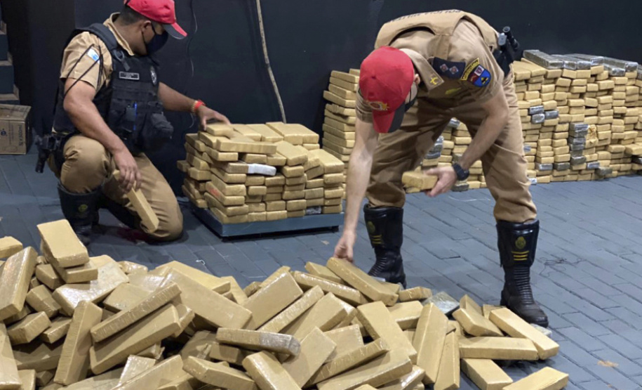 As forças de segurança pública do Paraná apreenderam 36,8 toneladas a mais de drogas no primeiro trimestre de 2021, em comparação com o mesmo período do ano passado. O número representa um aumento de 148,06% nas apreensões, segundo os dados da Secretaria Estadual da Segurança Pública, divulgado nesta segunda-feira (17/05). - Curitiba, 17/05/2021 - Foto: SESP/PR