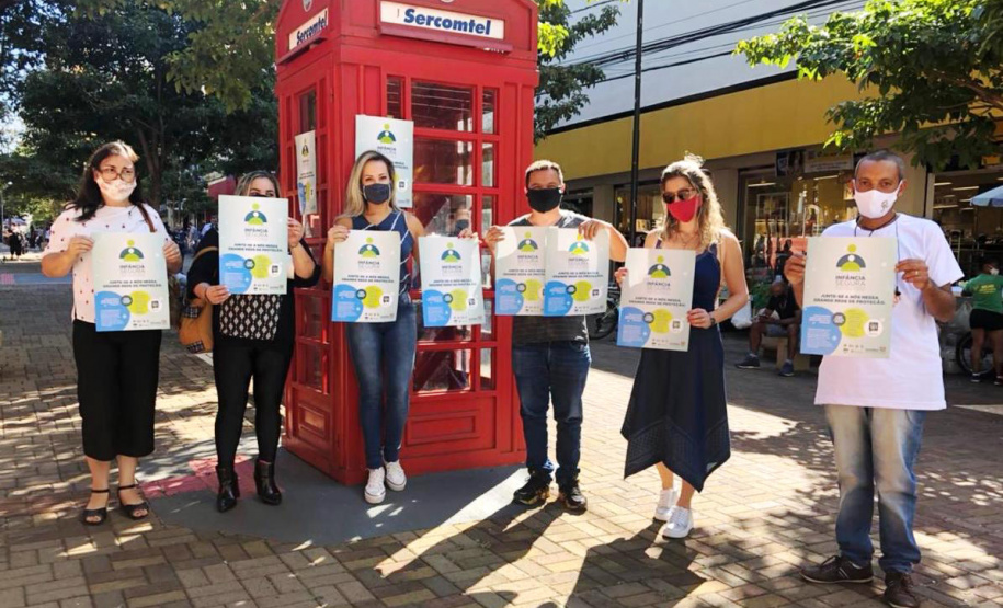 No Dia Nacional de Enfrentamento ao Abuso e Exploração Sexual de Crianças e Adolescentes, Secretaria de Justiça e Secretaria da Segurança promovem ação de conscientização nas ruas - Curitiba, 17/05/2021 - Foto: SEJUF