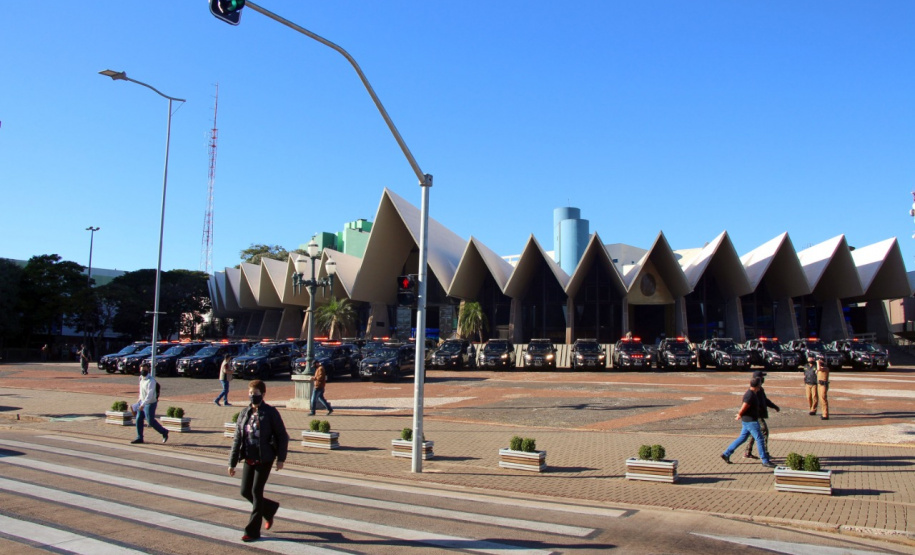 Equipes policiais do Batalhão de Operações Especiais (Bope), treinadas para dar suporte às unidades de área da PM nas ocorrências de maior periculosidade, estão na região de Cascavel nesta semana. A Operação Pronta Resposta IV foi lançada nesta terça-feira (18), no centro da cidade, com a participação do subcomandante-geral da PM, coronel Rui Noé Barroso Torres. - -  Cascavel, 18/05/2021  -  Foto: PMPR/SESP-PR