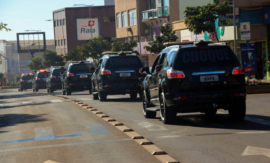 Equipes policiais do Batalhão de Operações Especiais (Bope), treinadas para dar suporte às unidades de área da PM nas ocorrências de maior periculosidade, estão na região de Cascavel nesta semana. A Operação Pronta Resposta IV foi lançada nesta terça-feira (18), no centro da cidade, com a participação do subcomandante-geral da PM, coronel Rui Noé Barroso Torres. - -  Cascavel, 18/05/2021  -  Foto: PMPR/SESP-PR
