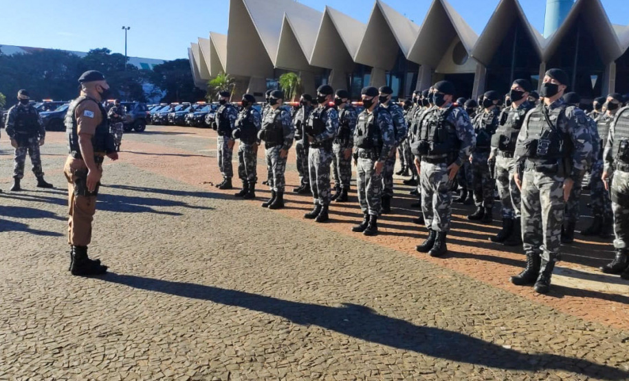 As equipes policiais do Batalhão de Operações Especiais (BOPE), treinadas para dar suporte às unidades de área da PM nas ocorrências de maior periculosidade estão na região de Cascavel nesta semana. A Operação Pronta Resposta IV foi lançada nesta terça-feira (18/05), no Centro da cidade, com a participação do Subcomandante-Geral da PM, coronel Rui Noé Barroso Torres.  -  Cascavel, 18/05/2021  -  Foto: PMPR