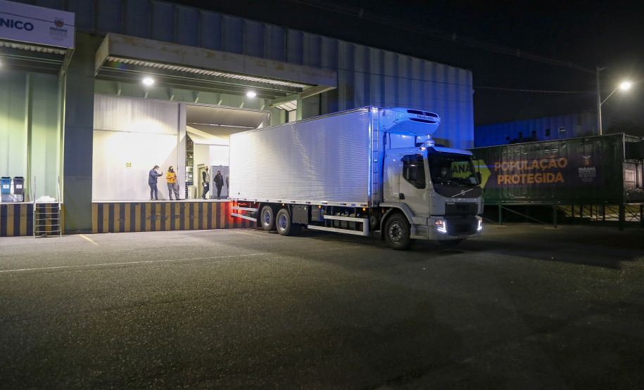 vacinas contra Covid-19 produzidas pela parceria entre Pfizer e BioNTech. O terceiro lote dos imunizantes, que chegou  à Capital nesta terça-feira (18), com mais 39.780 doses
Foto Gilson Abreu/AEN