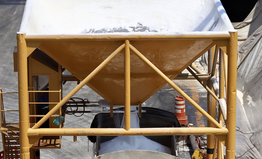 Descarga de fertilizantes está mais eficiente e a produtividade média, por dia, cresceu 20% em 2021. No primeiro quadrimestre deste ano foram 42.890 toneladas de adubo descarregadas diariamente. - Paranaguá, 19/05/2021 - Foto: Claudio Neves/Portos do Paraná