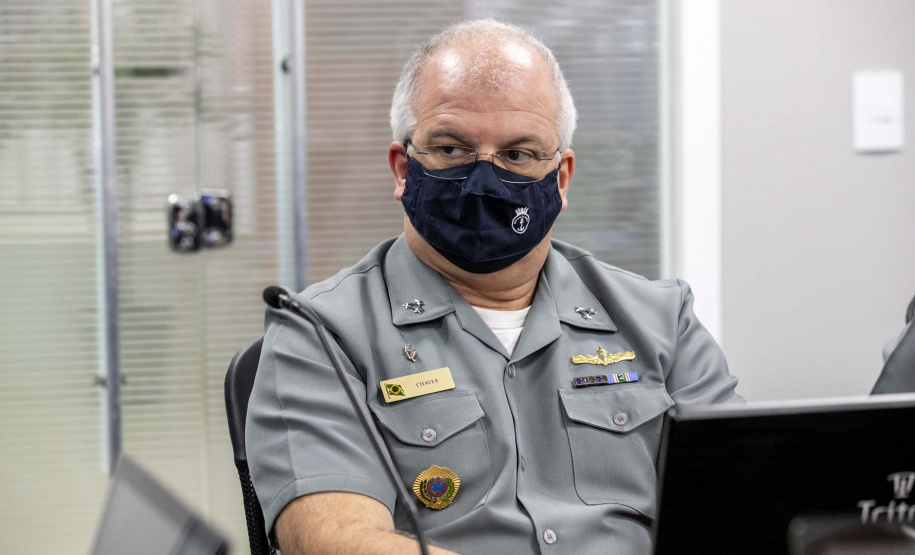 A comunidade portuária de Paranaguá recebeu nesta quarta-feira (19) a visita do comandante do 8º Distrito Naval, vice-almirante Sergio Fernando de Amaral Chaves Junior, e do capitão de mar e guerra André Luiz Morais de Vasconcelos.