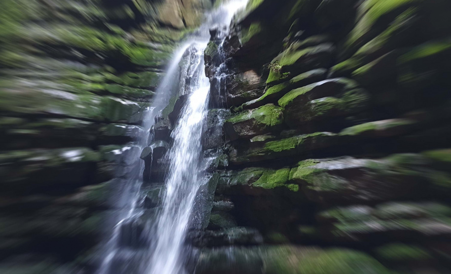 Ainda nesta quarta-feira, o secretário do Desenvolvimento Sustentável e do Turismo conheceu o modelo de administração adotado no Buraco do Padre, também em Ponta Grossa, que teve sua exploração comercial direta autorizada pelo ICMBio, no modelo de Parceria Público Privada (PPP). O atrativo integra o Parque Nacional dos Campos Gerais. 19/05/2021 - Foto: SEDEST/IAT