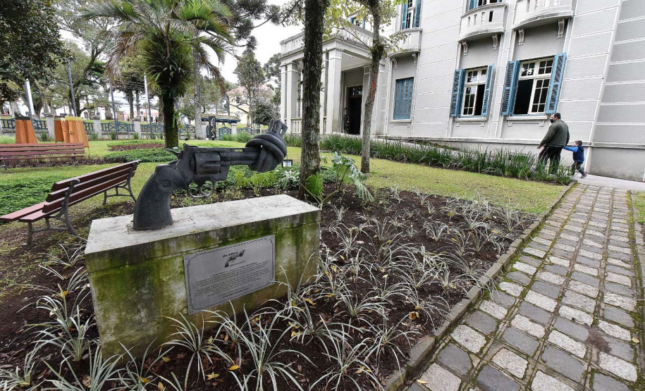 Com as novas regras para enfretamento da Covid-19 em Curitiba, de acordo com o Decreto nº 890/2021, publicado pela Prefeitura de Curitiba no dia 18 de maio, e com o Decreto nº 7672, publicado pelo Governo do Estado no dia 17 de maio, a Secretaria de Estado da Comunicação Social e da Cultura, por meio da Superintendência-Geral da Cultura, informa que os museus do Paraná, na capital paranaense, estarão fechados no sábado e domingo. - Museu Paranaense - Foto: Kraw Penas/SECC