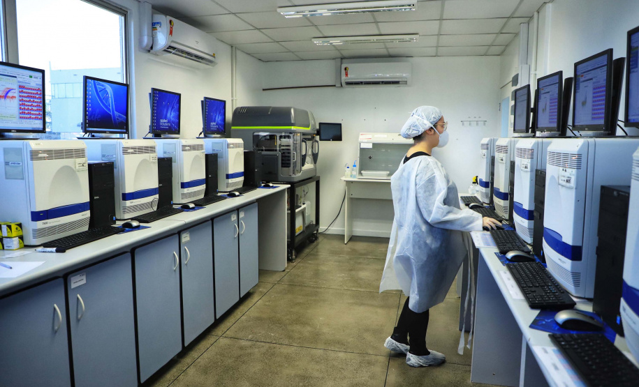 Paraná mantém liderança nacional em testagem padrão ouro para detecção da Covid-19. Foto: José Fernando Ogura/AEN