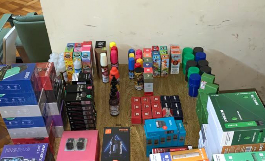 A Ação Integrada de Fiscalização Urbana (AIFU) da Polícia Militar, principal ferramenta aplicada no cumprimento de medidas de fiscalização de estabelecimentos comerciais, intensificou os trabalhos nesta semana para inibir aglomerações de pessoas e outras infrações. Nesta semana, o trabalho resultou em 17 estabelecimentos fechados e 175 autuações administrativas lavradas.  -  Curitiba, 21/05/2021  -  Foto: SESP/PR