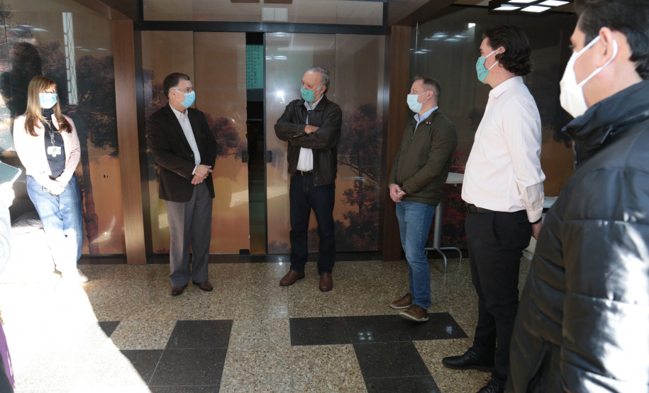 O Complexo Hospitalar do Trabalhador (CHT) irá utilizar mil testes rápidos para diagnóstico da Covid-19 em pacientes e colaboradores nas unidades que compõem o complexo, como o Hospital do Trabalhador, Hospital de Reabilitação, Hospital de Infectologia e Retaguarda Clínica, Hospital da Lapa, e Hospital Regional do Litoral. -  Curitiba, 21/05/2021  -  Foto: Clevis Massolia/CHT