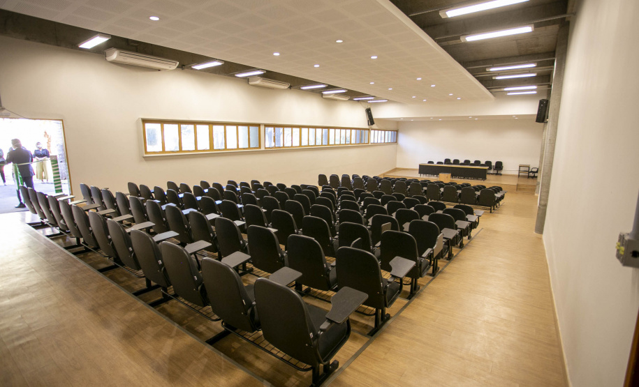 Área total de 197 m² recebeu investimento de R$ 170 mil; novo espaço, inaugurado hoje (21), tem acessibilidade  - Maringá, 21/05/2021  -  Foto: UEM