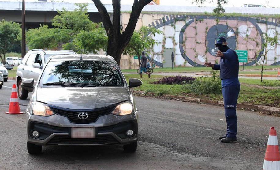 Com PM e Bombeiros, Ação Integrada de Fiscalização Urbana faz mais de 500 vistorias em Foz.Foto: Christian Rizzi/Prefeitura de Foz do Iguaçu