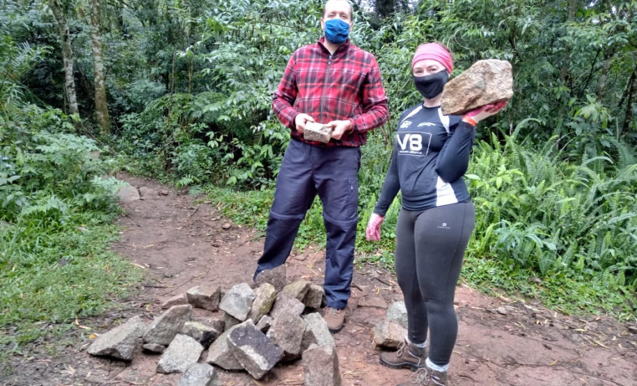 As trilhas do Parque Estadual Pico do Paraná e do Morro do Anhangava, atrativo do Parque Estadual Serra da Baitaca, receberam manutenção através de voluntários, neste final de semana. Ambos estão localizados na Região Metropolitana de Curitiba (RMC). -  Curitiba, 14/05/2021  -  Foto: Fepam