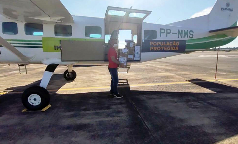 O Governo do Estado descentralizou vacinas contra a Covid-19 da Pfizer/BioNTech para nove municípios do Paraná nesta segunda-feira (24). Ao todo 39.780 doses foram distribuídas para Curitiba, Ponta Grossa, Guarapuava, Foz do Iguaçu, Araucária, Campo Largo, São José dos Pinhais, Colombo e Pinhais. - 24/05/2021 - Foto: DSivulgação SESA