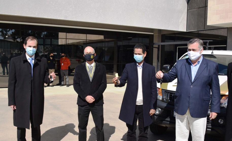 Um Termo de Cooperação Técnica firmado nesta terça-feira (25) entre a Polícia Científica e o Complexo Hospitalar do Trabalhador (CHT) vai permitir o uso compartilhado do laboratório multiusuário de patologia forense do Instituto Médico Legal (IML). Foto: Américo Antonio/SESA