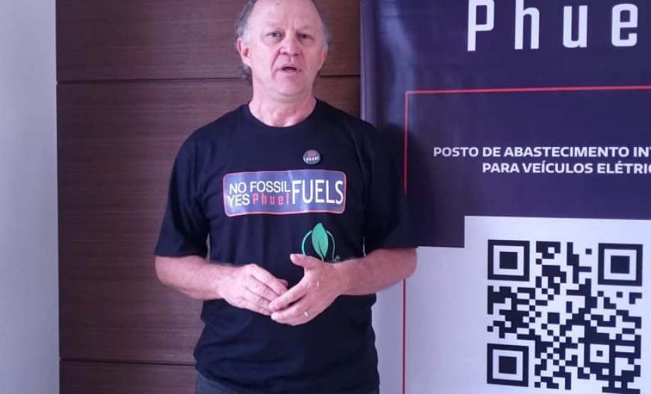 O Paraná foi o estado com o maior número de projetos aprovados na Chamada Recursos Humanos em Áreas Estratégicas (RHAE) - Pesquisador na Empresa Incubada. Dos 66 projetos que serão contratados, 14 são do Paraná. Rio Grande do Sul teve 10 projetos aprovados e São Paulo e Santa Catarina tiveram sete cada. Os demais estados tiveram menor número de projetos aprovados. Na foto, o presidente da Fundação Araucária Ramiro Wahrhaftig. - Foto: Fundação Araucária