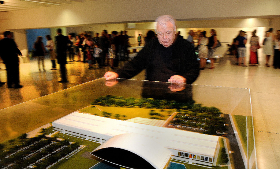 Ex-governador Jaime Lerner - Foto: Krae Penas