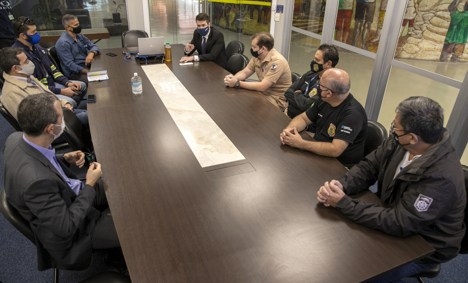 Novo delegado da Polícia Federal em Paranaguá conhece a estrutura da Portos do Paraná  - Paranaguá, 27/05/2021  -  Foto: Claudio Neves/Portos do Paraná