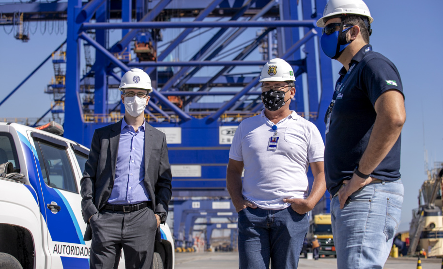 Novo delegado da Polícia Federal em Paranaguá conhece a estrutura da Portos do Paraná  - Paranaguá, 27/05/2021  -  Foto: Claudio Neves/Portos do Paraná