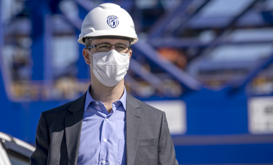 Novo delegado da Polícia Federal em Paranaguá conhece a estrutura da Portos do Paraná  - Paranaguá, 27/05/2021  -  Foto: Claudio Neves/Portos do Paraná