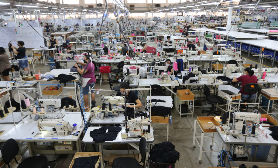 CAGED - Paraná tem melhor quadrimestre na geração de empregos em 11 anos - Foto: Geraldo Bubniak/AEN