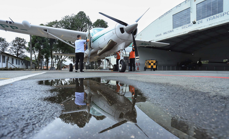 Paraná distribui 37.440 doses de vacina contra Covid-19 da Pfizer para 21 municípios. Foto: José Fernando Oura/AEN