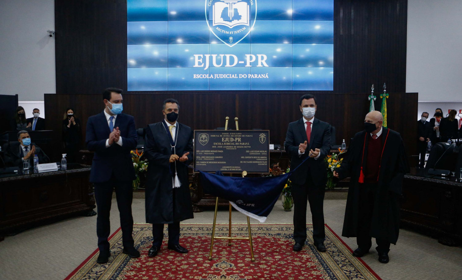 O governador Carlos Massa Ratinho Junior participou nesta segunda-feira (31) do lançamento da Escola Judicial do Paraná (Ejud-PR). Foto: Jonathan Campos/AEN