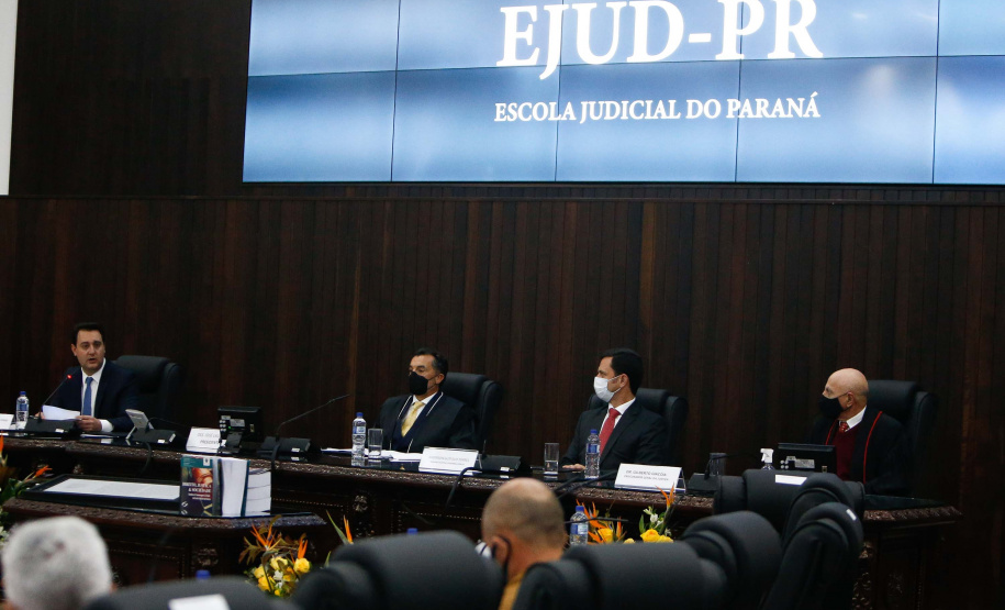 O governador Carlos Massa Ratinho Junior participou nesta segunda-feira (31) do lançamento da Escola Judicial do Paraná (Ejud-PR). Foto: Jonathan Campos/AEN