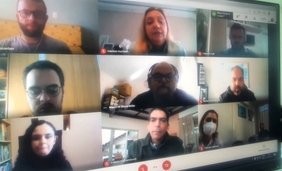 O Instituto Água e Terra (IAT), vinculado à Secretaria do Desenvolvimento Sustentável e do Turismo (Sedest), voltou a reunir, nesta terça-feira (01), representantes do Comitê Estadual de Espécies Exóticas Invasoras. -  Curitiba, 01/06/2021  -  Foto: SEDEST/IAT