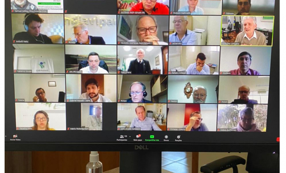 União de forças permitirá ao Paraná vencer no mercado de proteína de origem animal - O tema reuniu dezenas de dirigentes de entidades, servidores públicos, deputados e produtores na tarde de quarta-feira (02), em um evento pela internet. - Curitiba, 02/06/2021 - Foto: SEAB