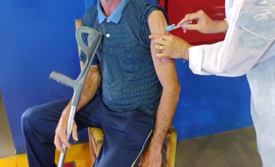 REGIONAL DE SAÚDE DE CASCAVEL - O feriado prolongado de Corpus Christi está sendo de vacinação em municípios de muitas Regionais de Saúde do Paraná, dando sequência à imunização contra a Covid-19 nos grupos prioritários