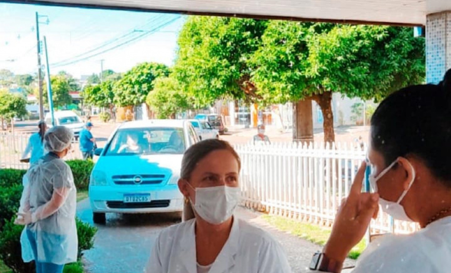 PEABIRU - REGIONAL DE SAUDE DE CAMPO MOURÃO - Municípios do Paraná vacinam contra a Covid-10 durante todo o feriado prolongado - Peabiru, 04/06/2021 - Foto: SESA