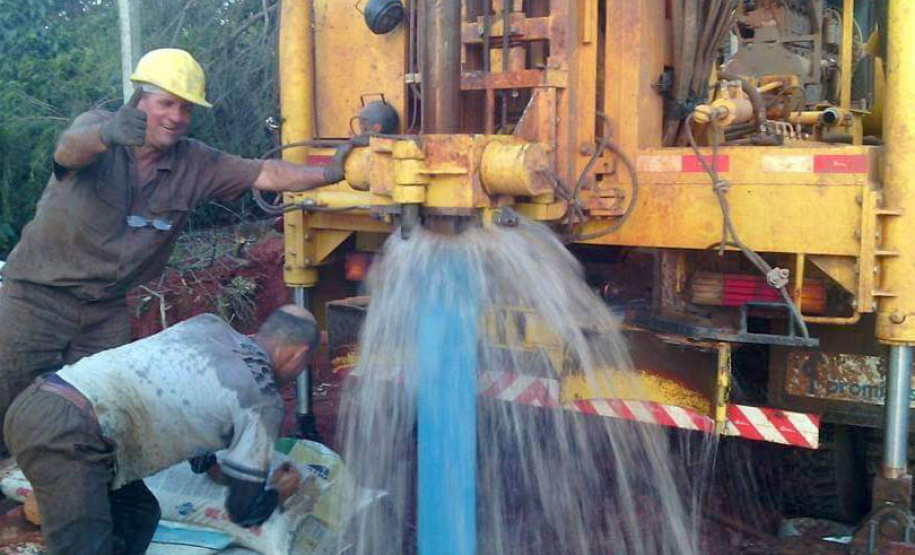 Empresas e profissionais autônomos que atuam na área de hidrogeologia e da construção de poços tubulares no âmbito do Estado do Paraná devem realizar cadastro junto ao Instituto Água e Terra (IAT) para continuar prestando serviços. - Curitiba, 07/06/2021 - Foto: SEDEST