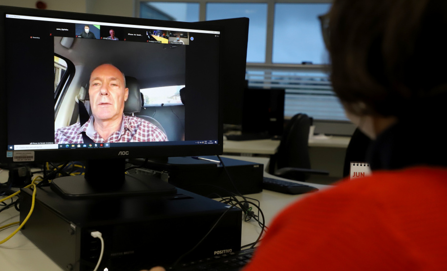 Seis cooperativas paranaenses se reuniram e projetam investir R$ 3 bilhões na construção de uma fábrica de malte em Ponta Grossa, nos Campos Gerais. O empreendimento, que conta com apoio do programa de incentivos do Governo do Estado, foi confirmado nesta segunda-feira (7), em reunião virtual entre os representantes das cooperativas com o governador Carlos Massa Ratinho Junior e a prefeita Elizabeth Schmidt.

Foto: Ari Dias/AEN