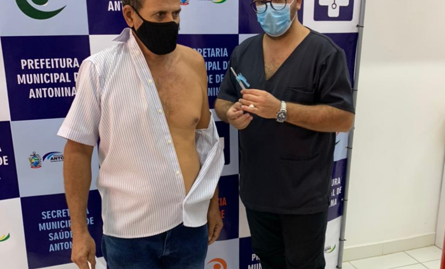 Paranaguá e Antonina, no Litoral, avançam na vacinação e imunizam a população na faixa dos 40 anos. Foto: Prefeitura de Paranaguá. Foto: Prefeitura de Antonina