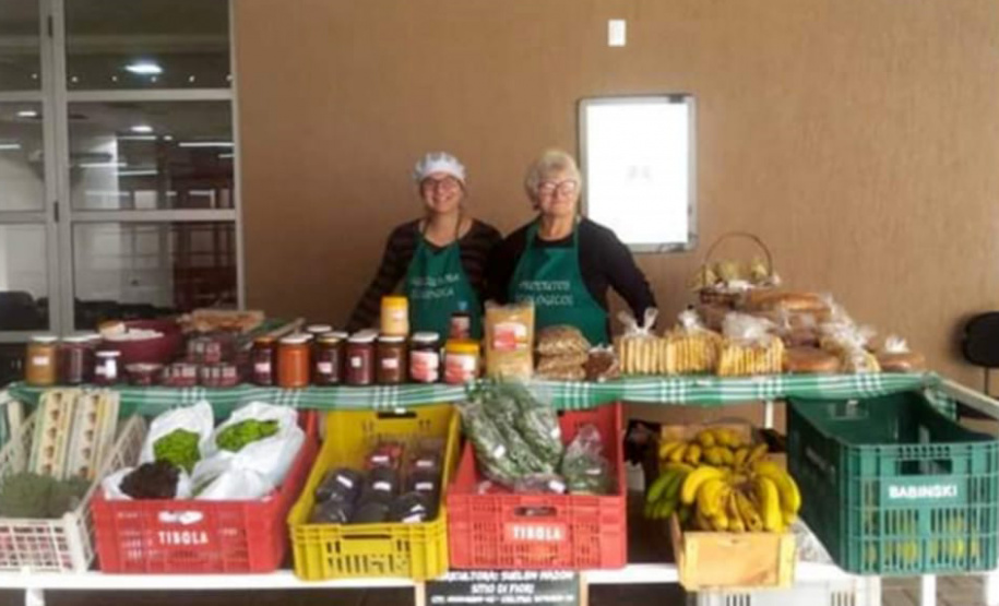 Projeto da Unioeste organiza e dá visibilidade ao trabalho de mulheres agricultoras. Foto: UNIOESTE