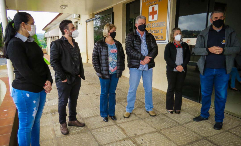 Governo do Estado realiza repasse que viabiliza aquisição de aparelho de raio X na Santa Casa de Misericórdia de Ribeirão Claro
. Foto: Prefeitura de Ribeirão Claro