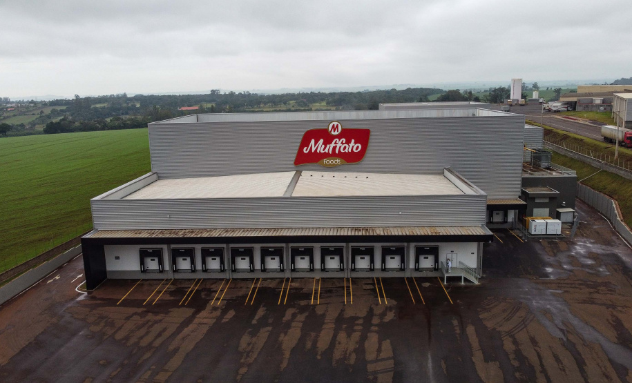 O governador Carlos Massa Ratinho Junior participou nesta sexta-feira (11), em Cambé, no Norte do Estado, da inauguração do Muffato Foods, um dos mais modernos centros de processamento de alimentos do Paraná, que recebeu investimento de R$ 170 milhões.Foto: Jonathan Campos/AEN