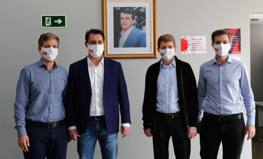 O governador Carlos Massa Ratinho Junior participou nesta sexta-feira (11), em Cambé, no Norte do Estado, da inauguração do Muffato Foods, um dos mais modernos centros de processamento de alimentos do Paraná, que recebeu investimento de R$ 170 milhões.Foto: Jonathan Campos/AEN