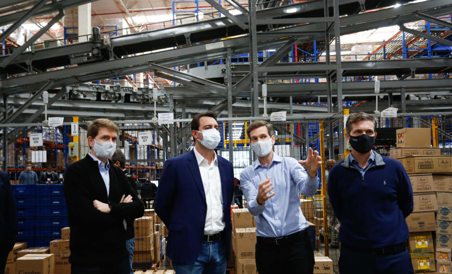 O governador Carlos Massa Ratinho Junior participou nesta sexta-feira (11), em Cambé, no Norte do Estado, da inauguração do Muffato Foods, um dos mais modernos centros de processamento de alimentos do Paraná, que recebeu investimento de R$ 170 milhões.Foto: Jonathan Campos/AEN