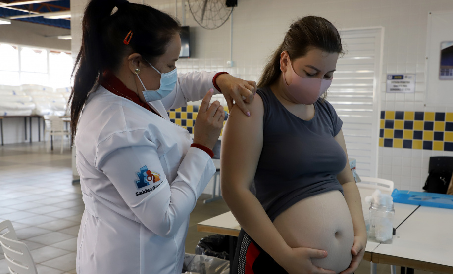 A Secretaria de Estado da Saúde emitiu hoje (11) Nota Técnica (NOº 01/2021) com a decisão de incluir todas as gestantes e puérperas até 45 dias após o parto, com a presença ou não de comorbidades, no Plano Estadual de Vacinação contra a COVID-19, utilizando vacinas que não contenham vetor viral, ou seja, Sinovac/Butantan(Coronavac) ou Pfizer/BioNTech (Comirnaty) e respeitando-se a decisão e autonomia da mulher. - Foto: Ari Dias/AEN