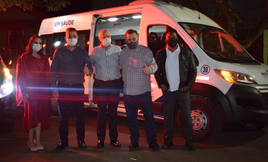 O Governo do Estado repassou dois ventiladores e dois monitores multiparamétricos para o Pronto Atendimento 24 horas de Rolândia, que foi aberto nesta sexta-feira (11). A unidade vai receber pacientes em situações de urgência e emergência e foi ampliada com recursos da prefeitura e da iniciativa privada. - Foto: Bruno Costa