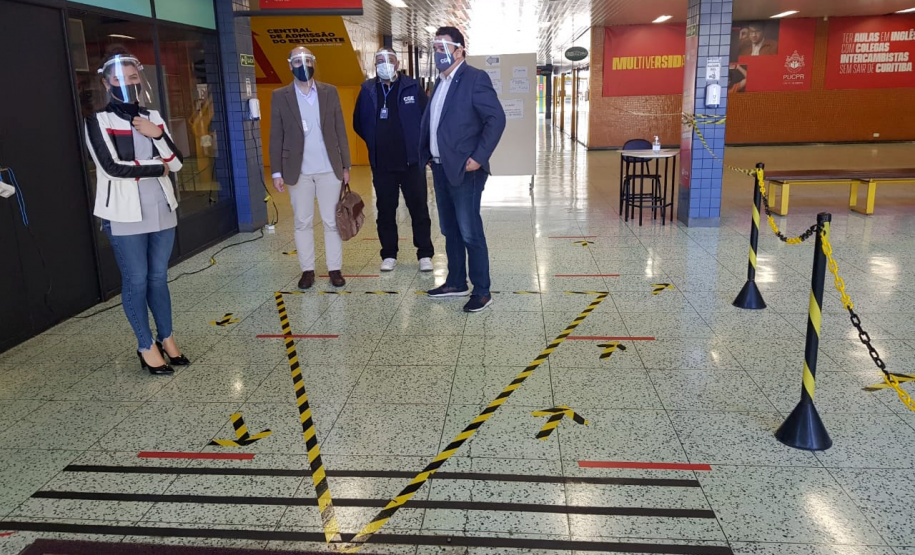 A Controladoria-Geral do Estado (CGE) visitou locais de prova do Concurso da Polícia Militar, no domingo (13), para verificar protocolos de segurança adotados pelo Núcleo de Concursos da Universidade Federal do Paraná (UFPR)